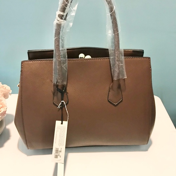 La Terre Fashion large handbag in chocolate. - Picture 7 of 7